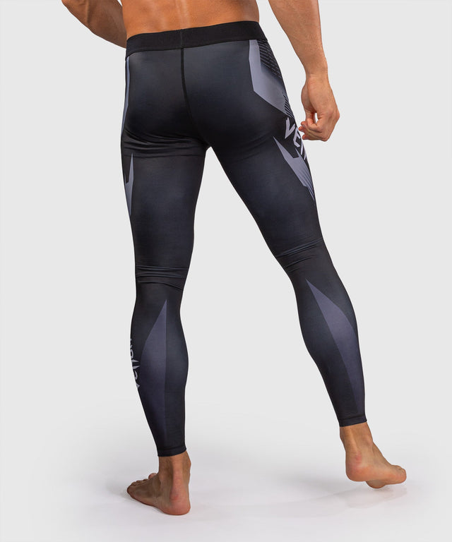 Venum Compression Shorts No-Gi 6.0 – Black/White