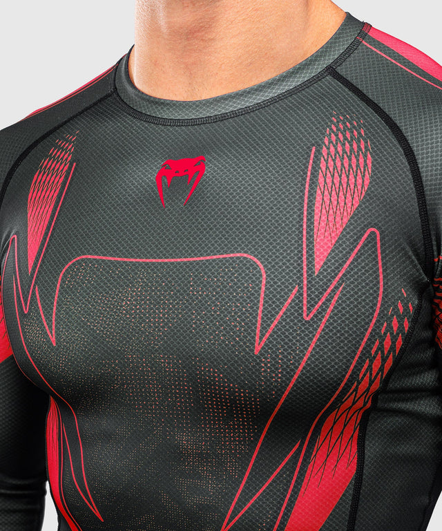 Rashguard Venum Amazonia Reborn manica lunga – Nero/Rosso