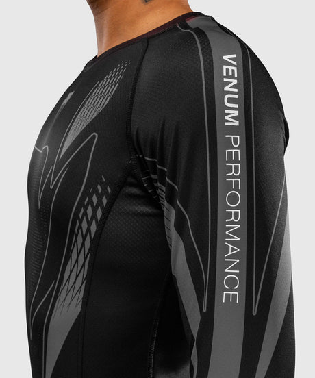 Rashguard Venum Amazonia Reborn Manga Larga – Negro/Gris