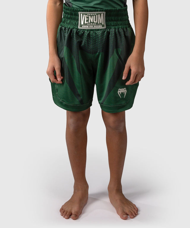Shorts de boxe Venum Attack Enfant – Vert/Blanc cassé