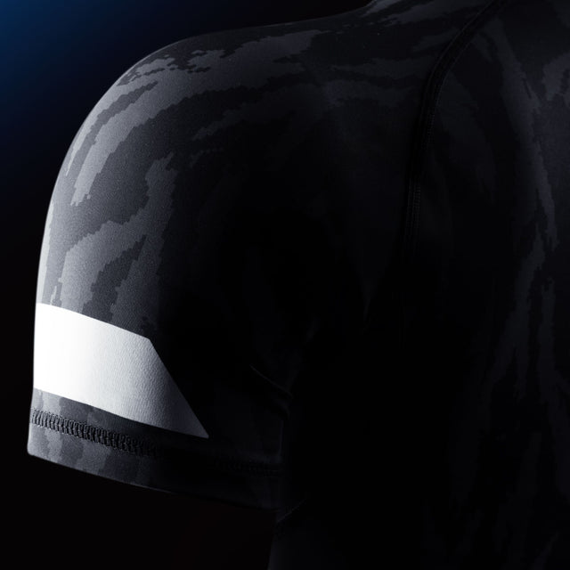 Rashguard Hayabusa Apex Vantage Manga Curta Mulher – Preto