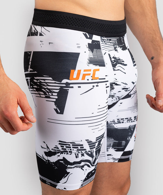 Shorts de compression Venum UFC Zenith Homme – Blanc