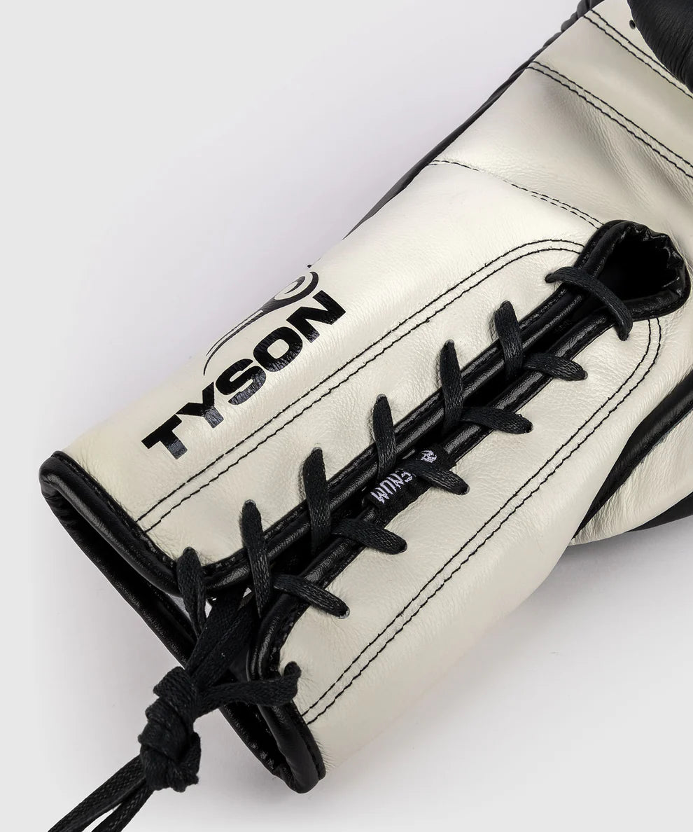 Venum x Mike Tyson Boksehandsker Giant 2.0 Pro med snøreluk - Sort/Hvid