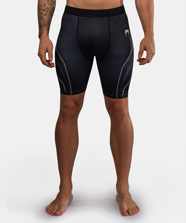 Shorts de compression Venum Streamline – Noir/Blanc