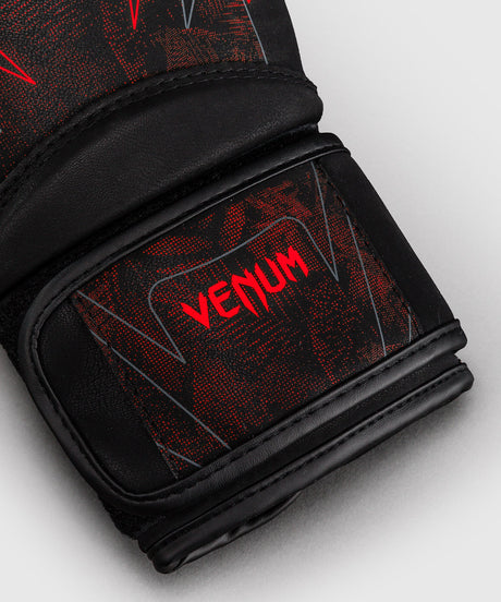 Guantes de boxeo Venum Impact Amazonia Reborn – Negro/Rojo