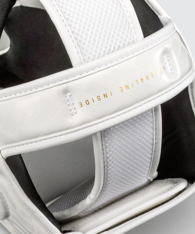Venum Kopfschutz Contender 1.5 – Elfenbein/Gold