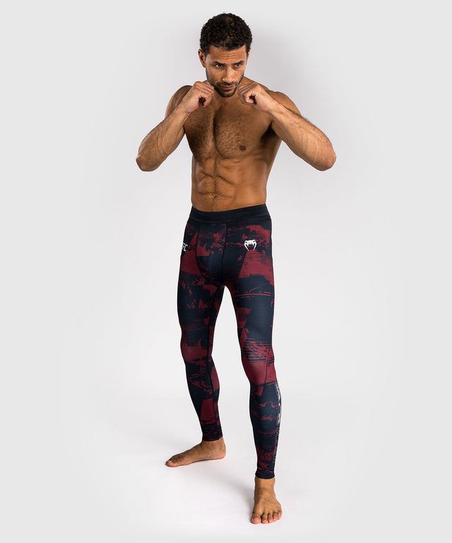 Pantaloncini a compressione Venum UFC Zenith – Blu navy/Bordeaux/Argento