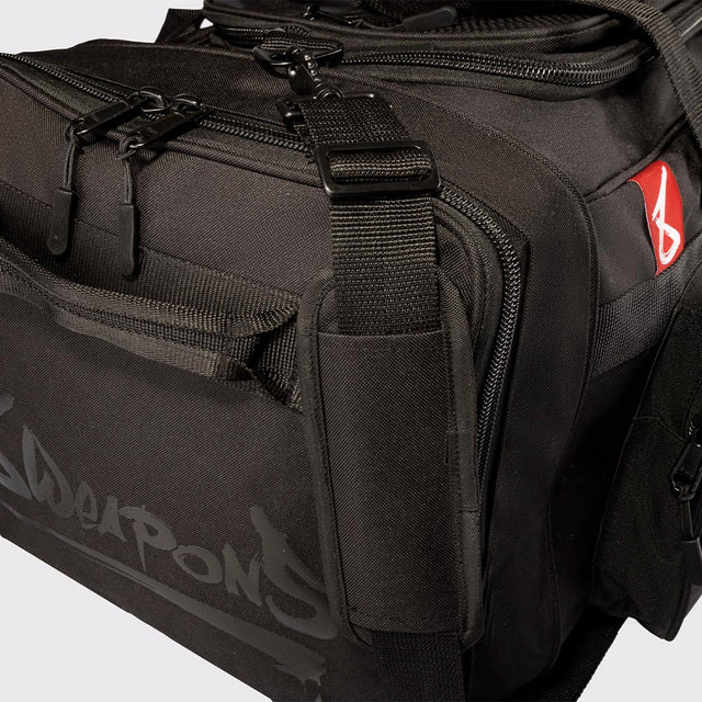 8 WEAPONS Sporttas BIG 8 – Sort