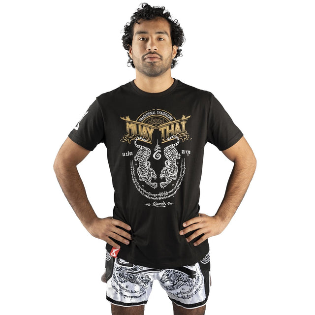 8 WEAPONS T-shirt Sak Yant Tigers – Sort