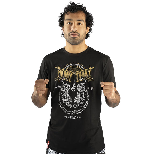 8 WEAPONS T-shirt Sak Yant Tigers – Sort