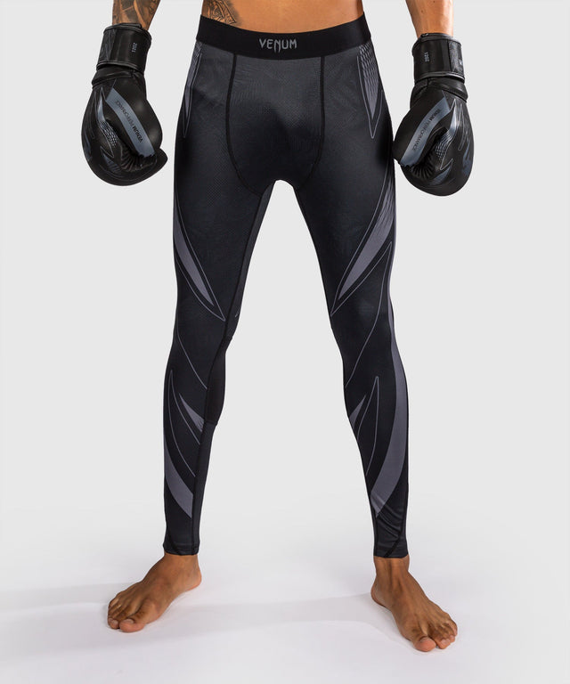 Shorts de compression Venum Amazonia Reborn – Noir/Gris (VENUM-06451-109)