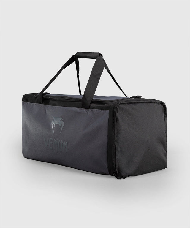 Sportovní taška Venum Essential L – Šedá/Černá