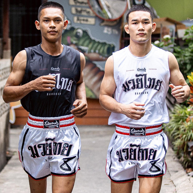 Muay Thai trenky 8 WEAPONS Bangkok – Bílé/Černé