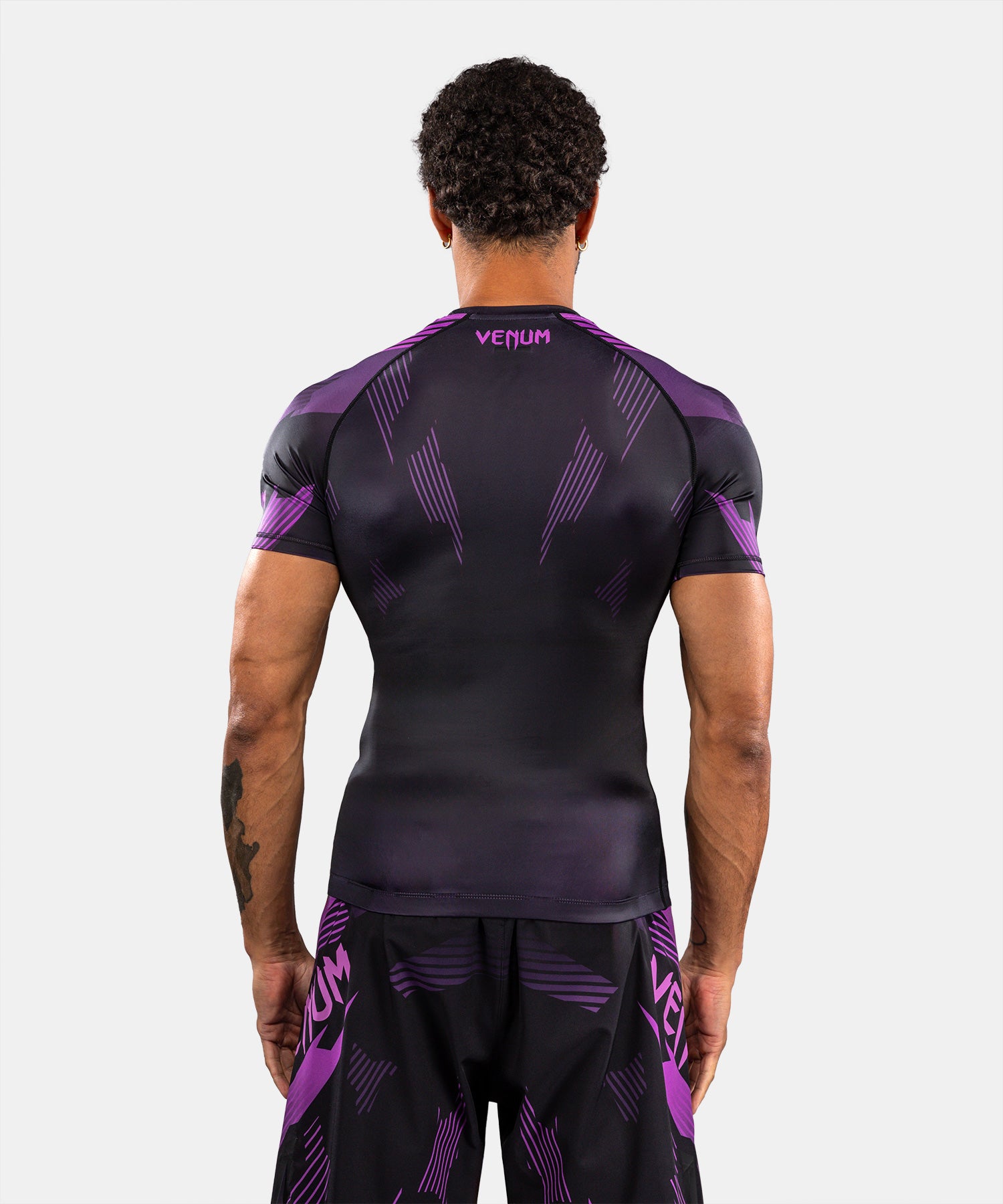 Venum Rashguard No-Gi 6.0 Kurzarm – Schwarz/Lila