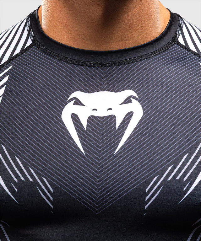 Rashguard Venum No-Gi 6.0 Mangas Compridas – Preto/Branco