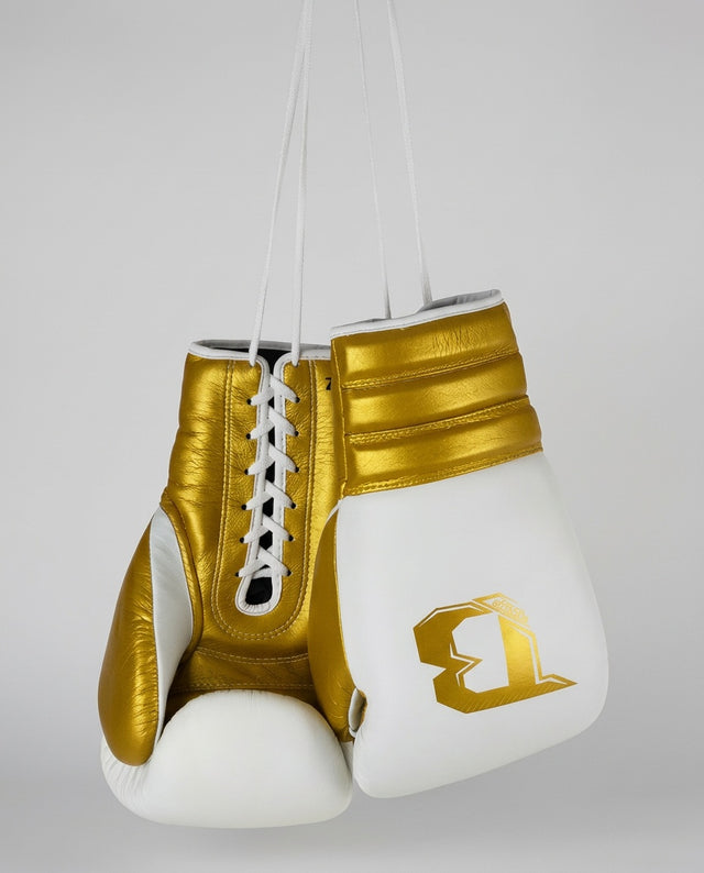 Guantes de boxeo Booster Rapid Strike con cierre de cordones – Blanco/Oro