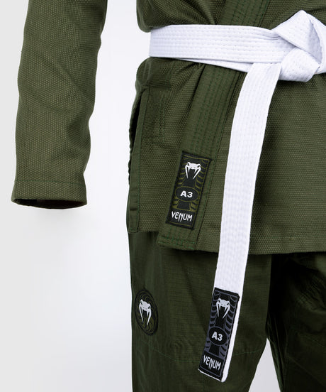 Kimono BJJ Venum First – Khaki/Zielone – w zestawie biały pas