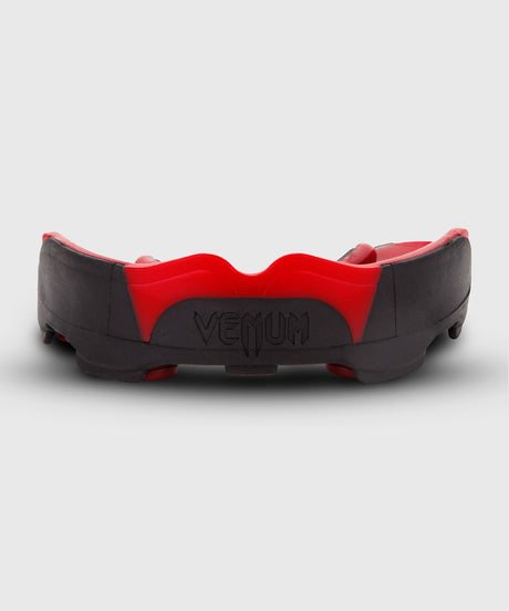 Venum Predator Mouthguard – Black/Red