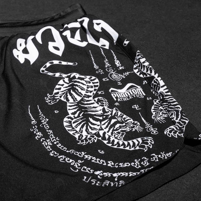 Phantom Athletics Muay Thai-shorts Fusion – Svart