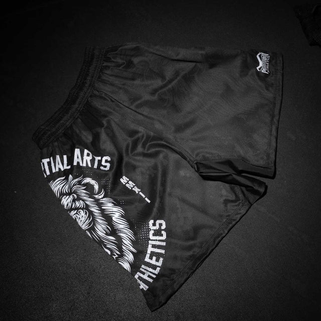 Pantaloncini MMA Phantom Athletics EVO Lionheart – Nero/Rosso