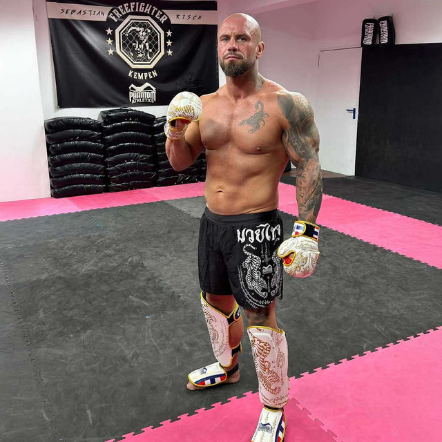 Gants de sparring MMA Phantom Athletics Muay Thai – Blanc/Or