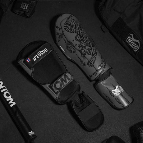 Phantom Athletics Schienbeinschoner Muay Thai – Grau