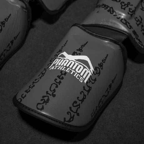 Phantom Athletics Schienbeinschoner Muay Thai – Grau