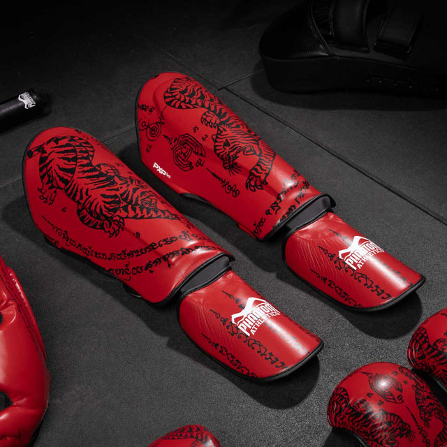 Paratibie Muay Thai Phantom Athletics – Rosso