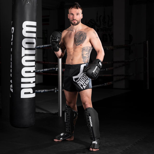 Phantom Athletics Benskydd APEX Striking - Svart/Grå