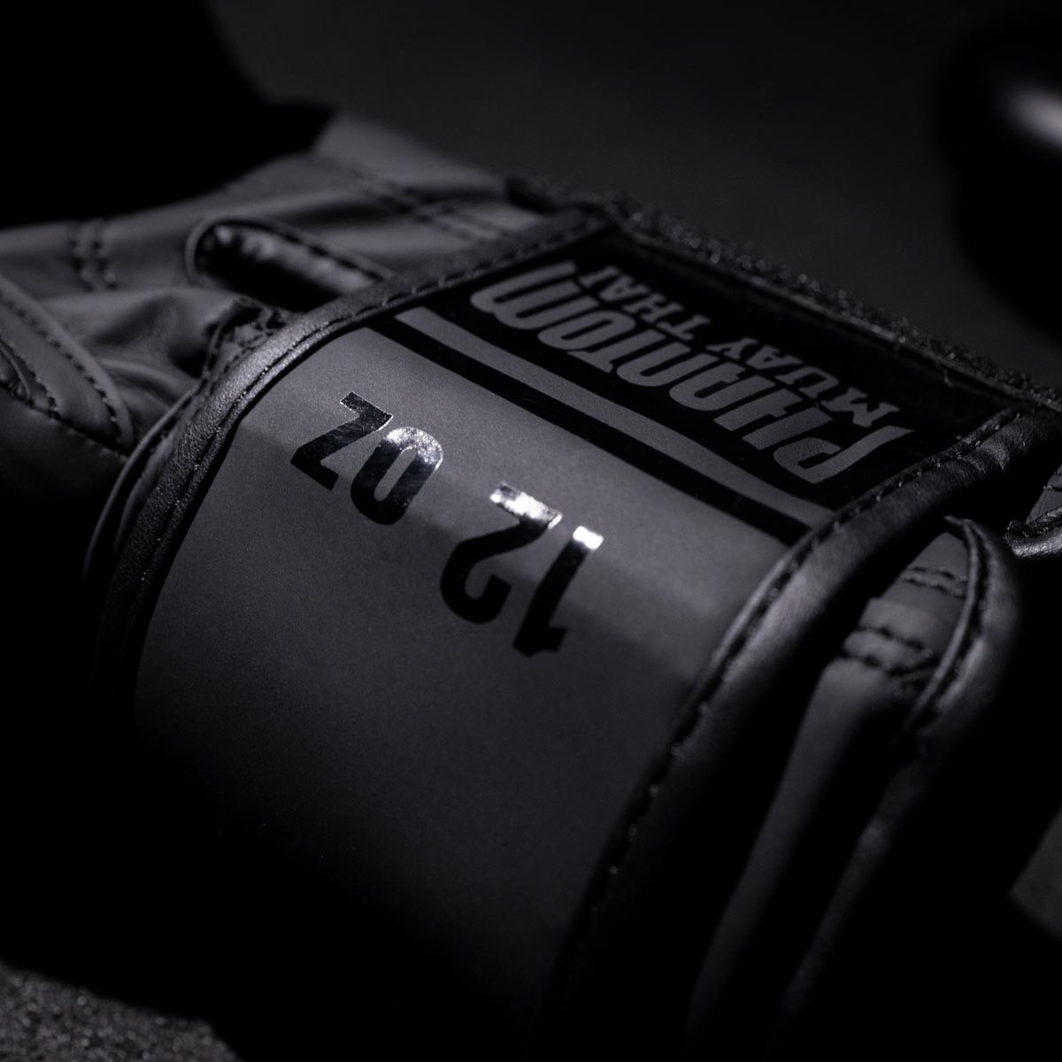 Phantom Athletics Boksehandsker MT-Pro – Sort