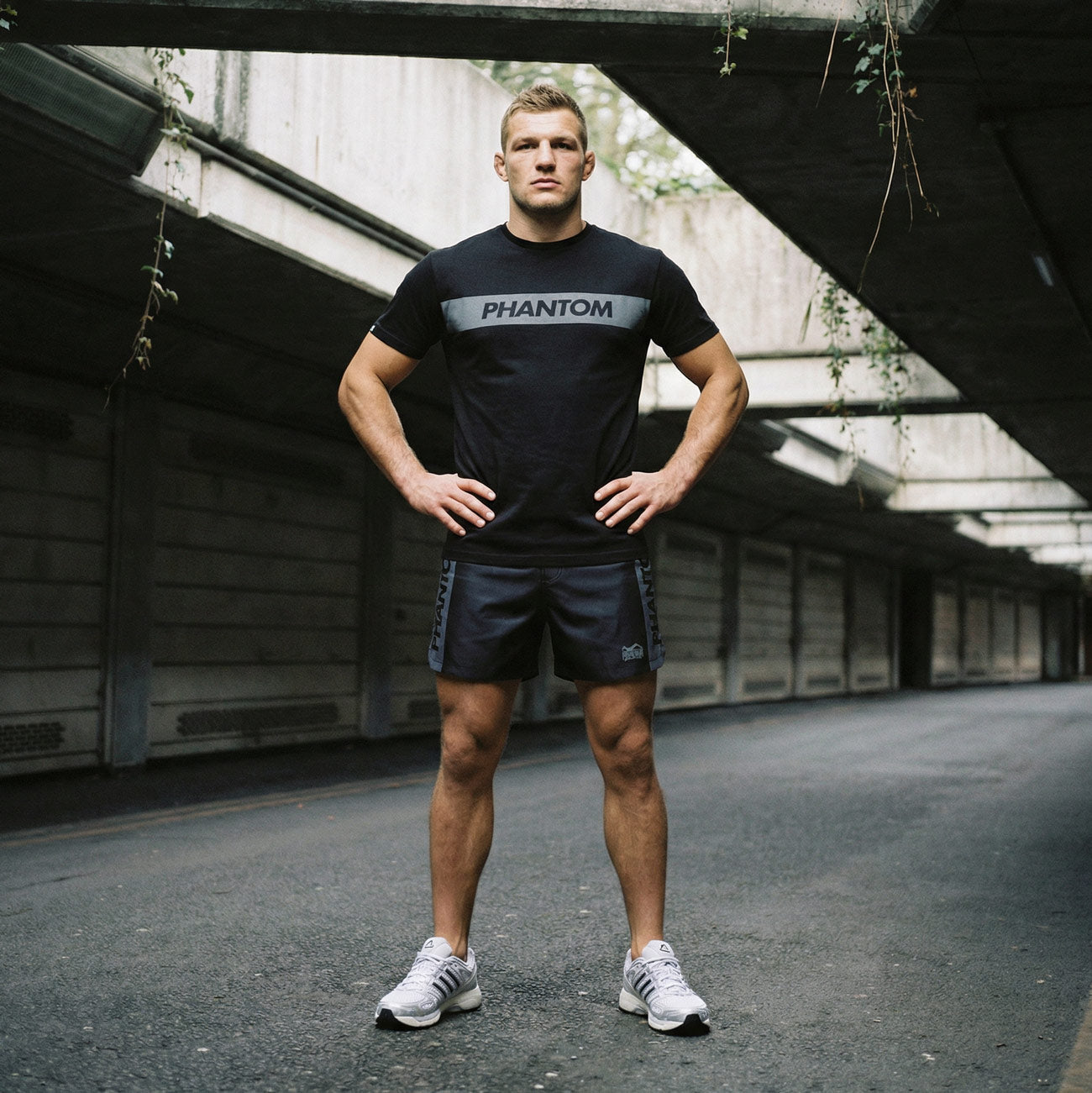 Phantom Athletics T-Shirt Apex – Sort/Grå