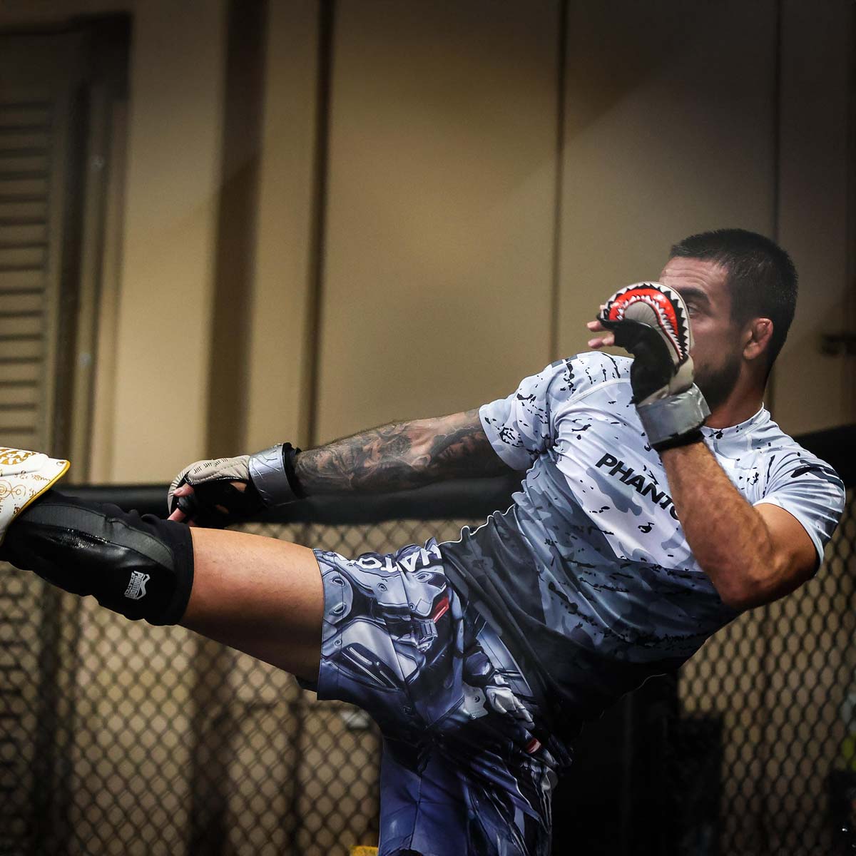 Pantaloni scurți MMA Phantom Athletics FUSION-R – Robotic