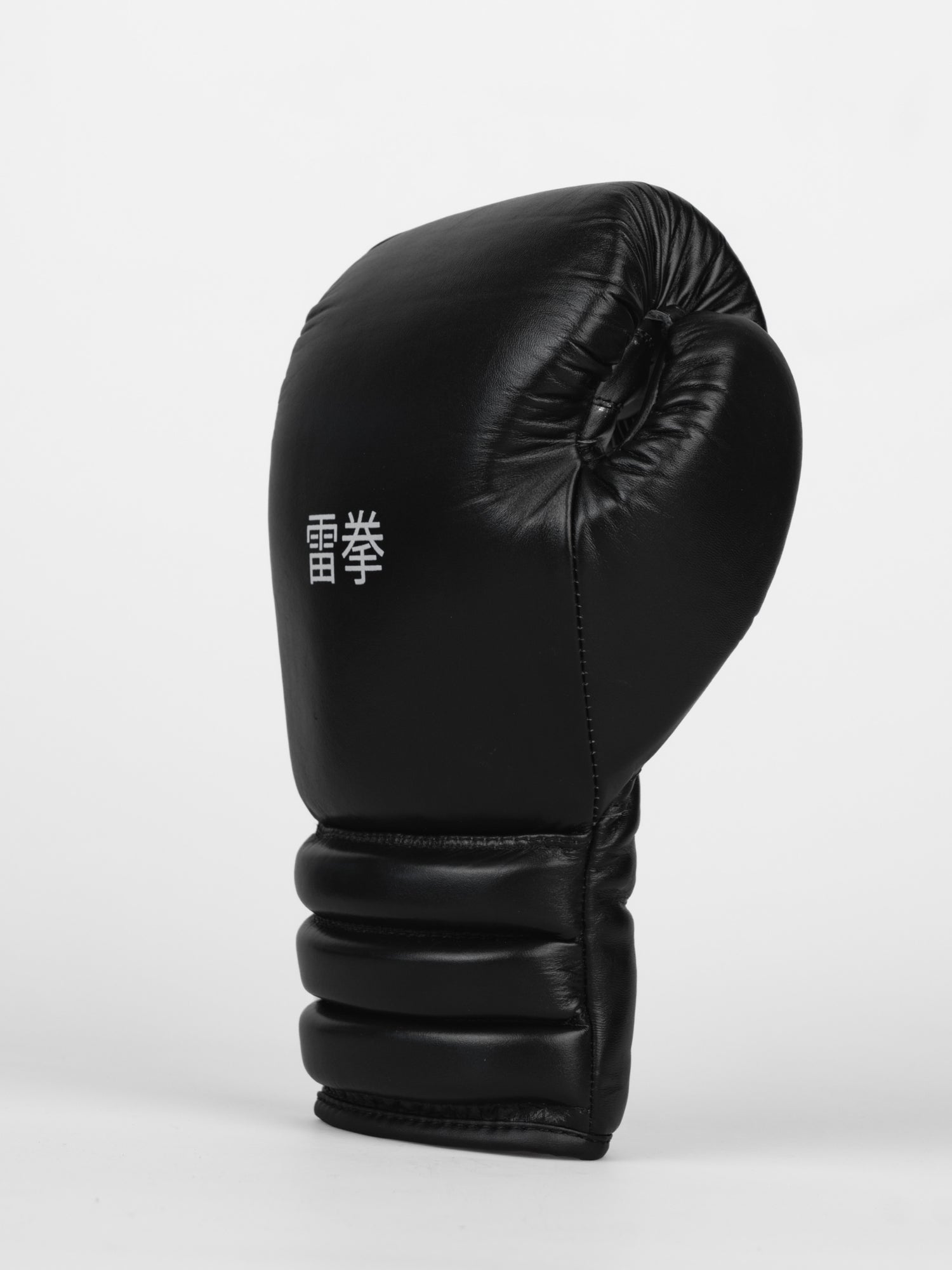 Guantoni da boxe Raiken KIBA con lacci – Nero