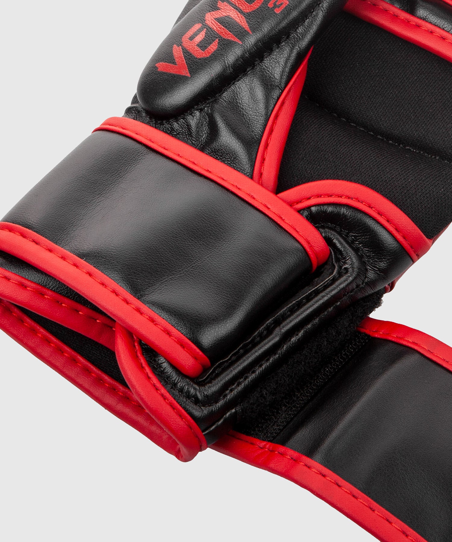 Venum MMA Handschoenen Challenger Sparring 3.0 - Zwart/Rood