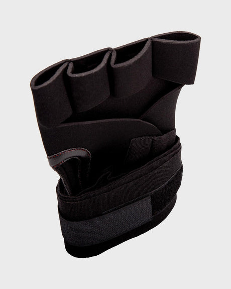 Mănuși interioare Venum Kontact Gel – Negru/Roșu