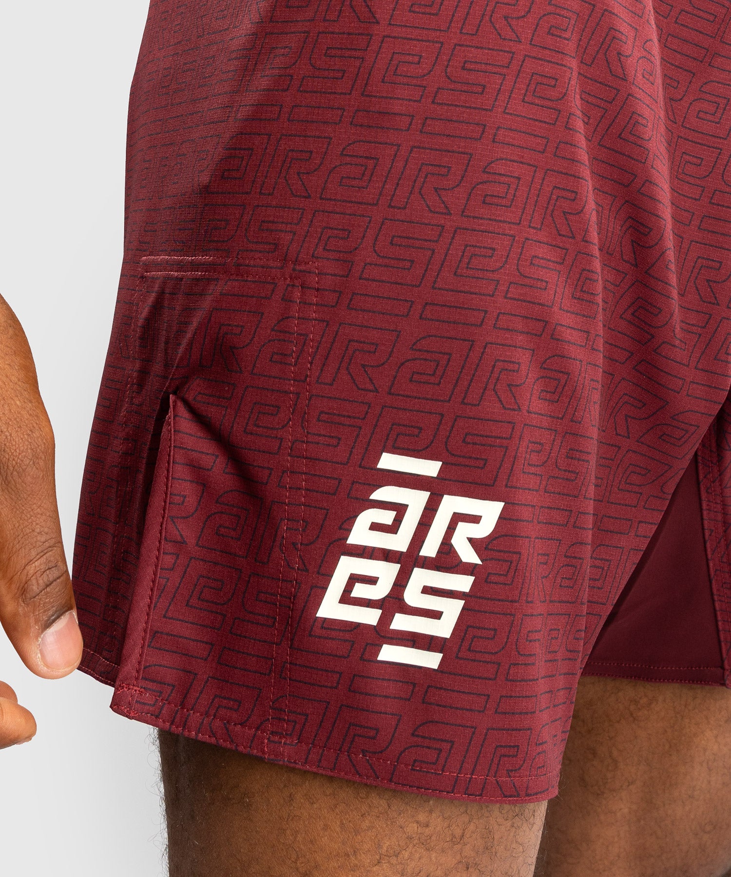 Pantaloncini MMA Venum x Ares – Bordeaux Rosso
