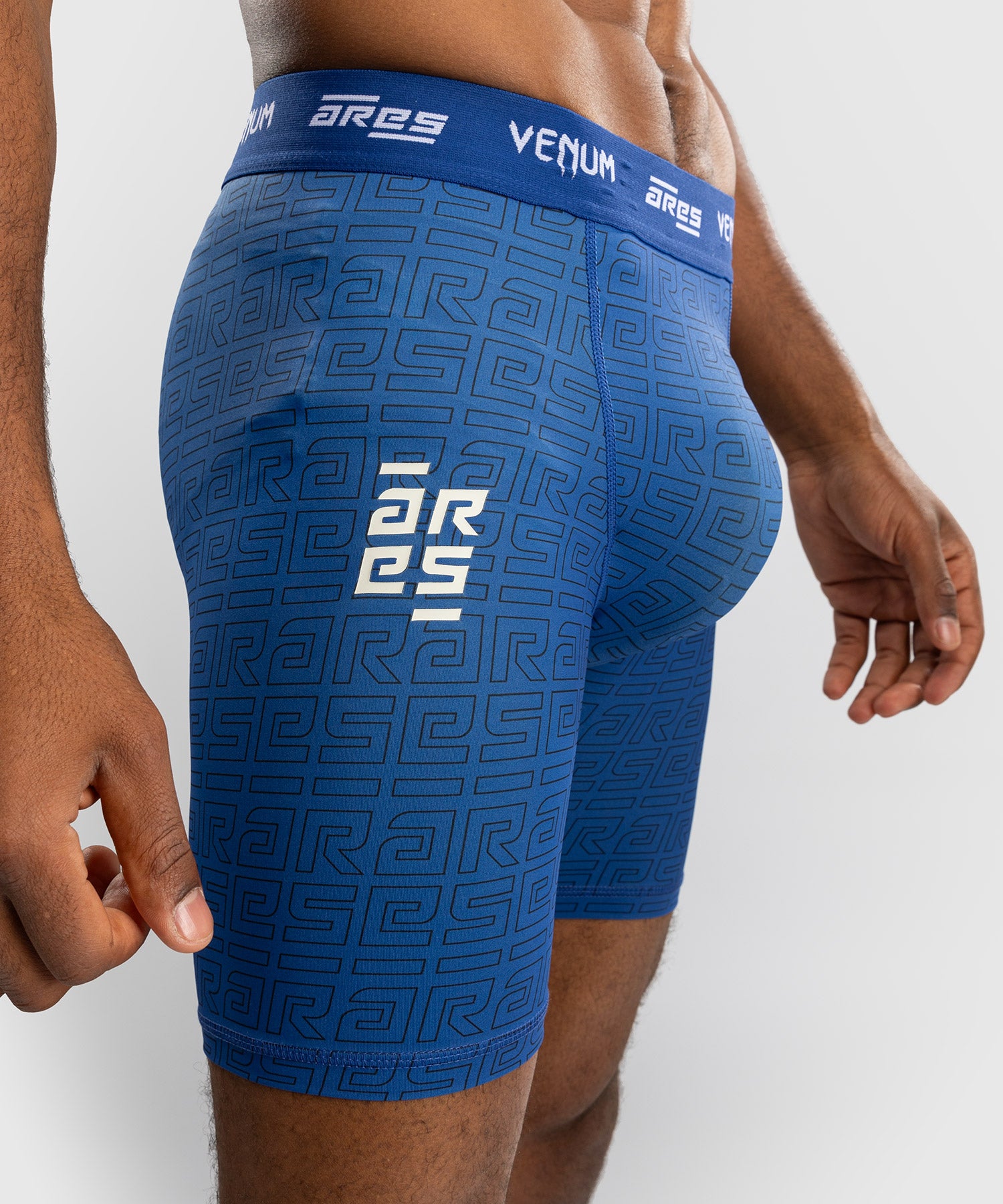 Calções Vale Tudo Venum x Ares – Azul Royal