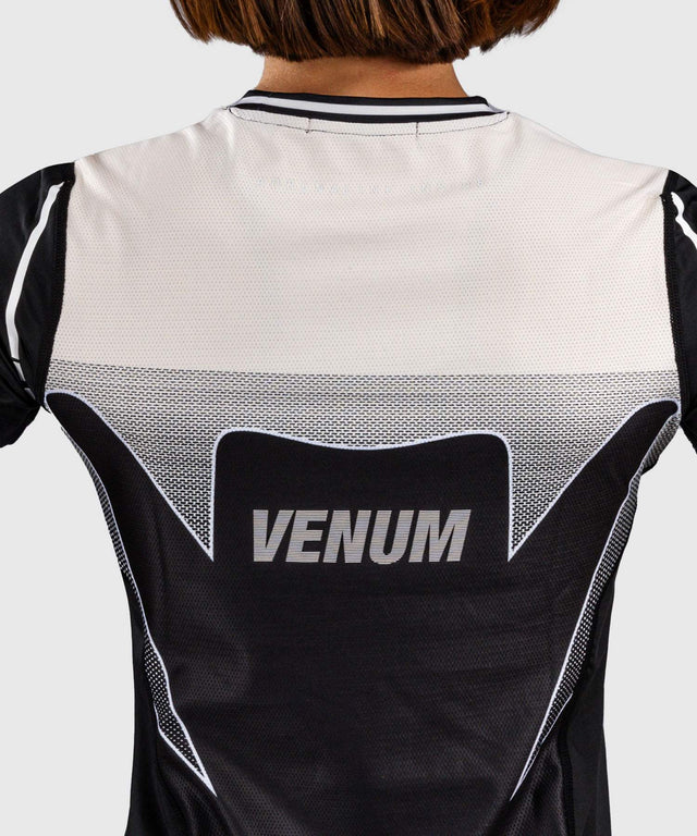 Trička Venum Dry-Tech Adrenaline – Černá/Ivory
