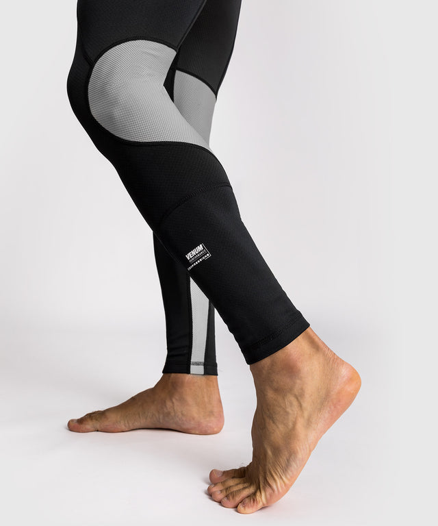 Venum Spats Adrenaline – Schwarz/Silber Grau