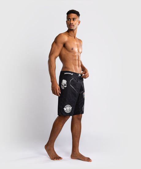Shorts de MMA Venum x TEKKEN 8 – Paul Phoenix – Noir
