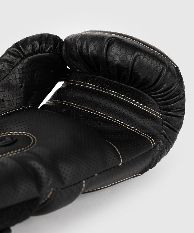 Venum Impact Evo Scales Boksehandsker – Sort