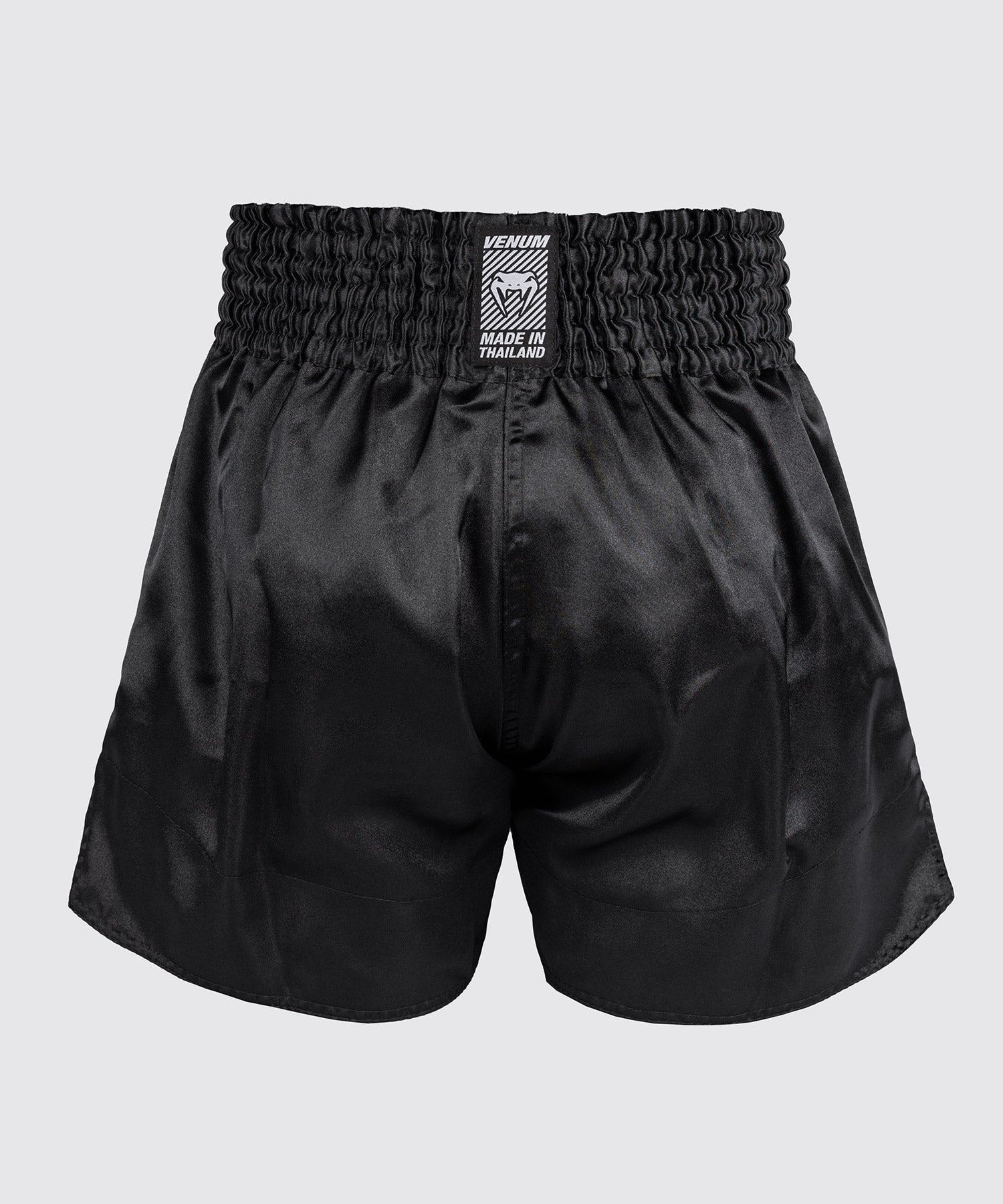 Calções de Muay Thai Venum Classic Evo – Preto/Branco