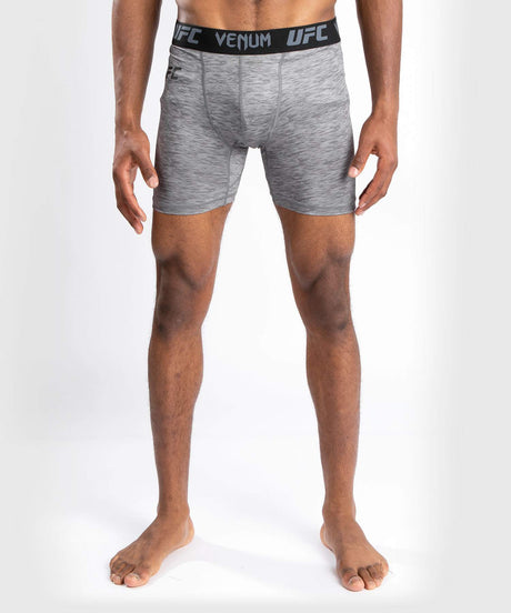 Pantaloni scurți de box Venum UFC – Gri