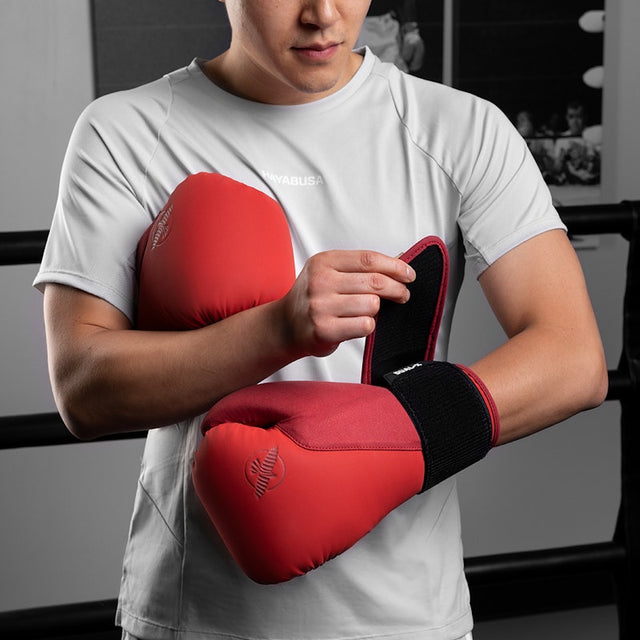 Hayabusa Boxhandschuhe T360 – Rot