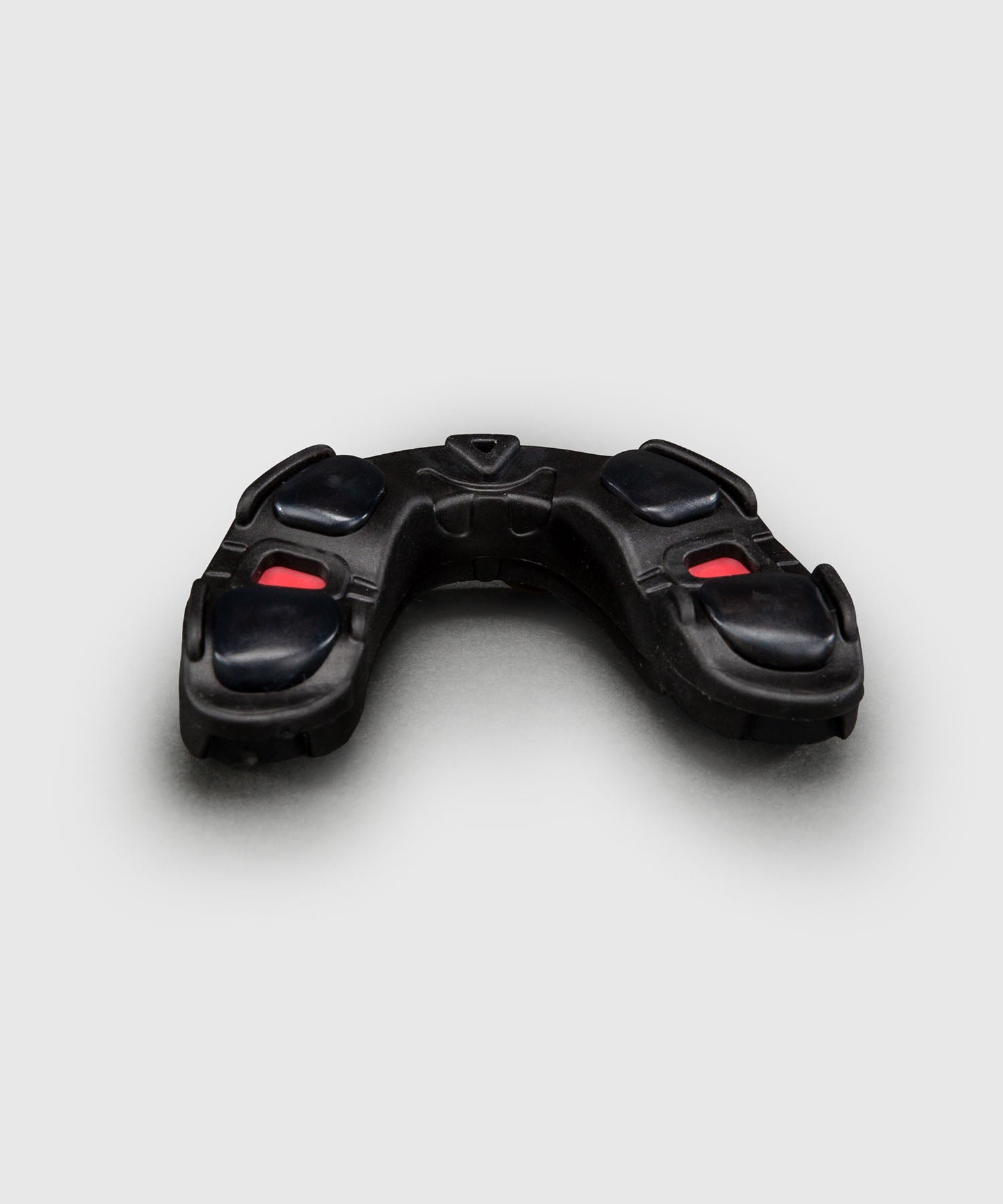 Protector bucal Venum Predator – Negro/Rojo