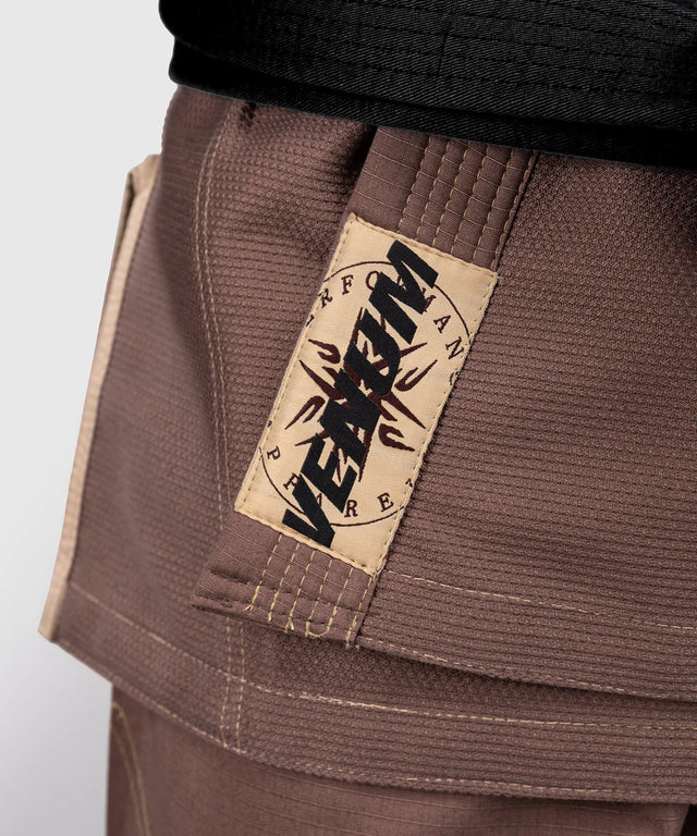 Kimono BJJ Venum Elite 5.0 – 450 – Marrone scuro
