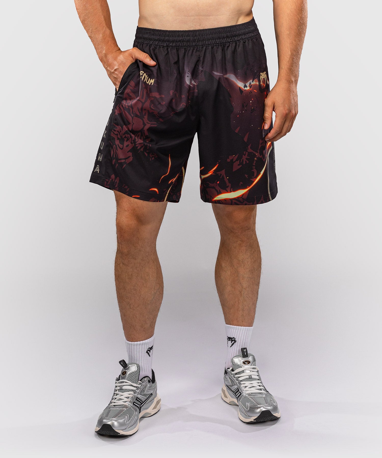 Venum Trainingsshorts Sukuna - Zwart/Lichtbeige