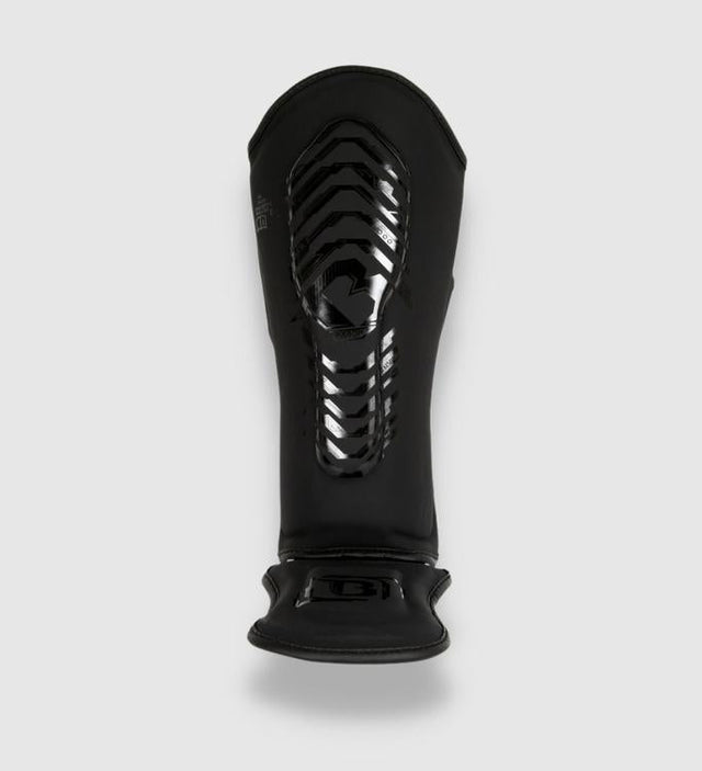 Caneleiras Booster Elite V2 – Preto – Caneleiras