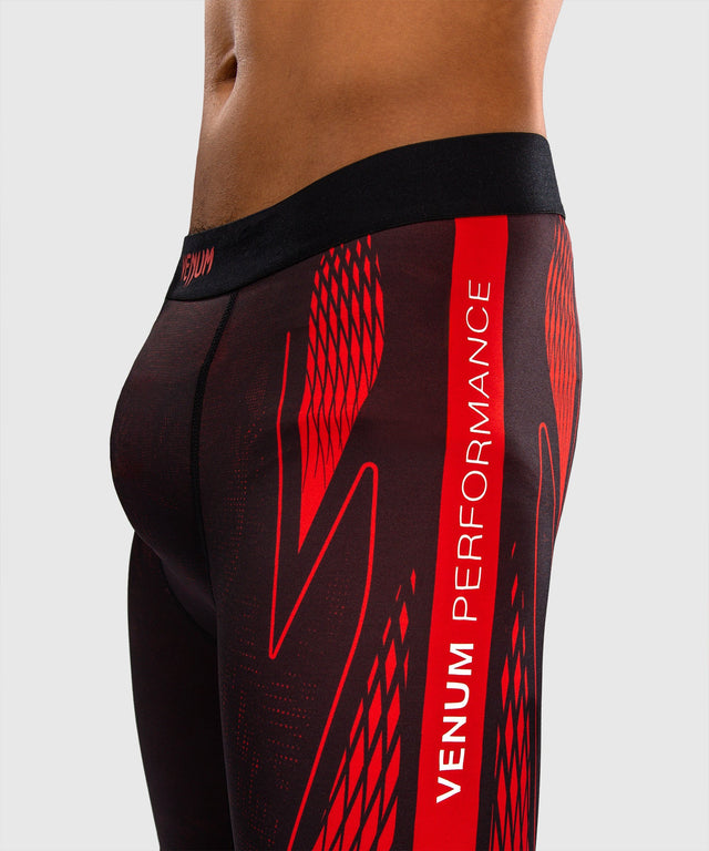 Pantaloncini a compressione Venum Amazonia Reborn – Nero/Rosso