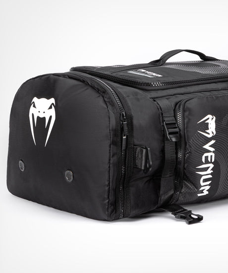 Bolsa de deporte Venum Shockwave 60L - Negro